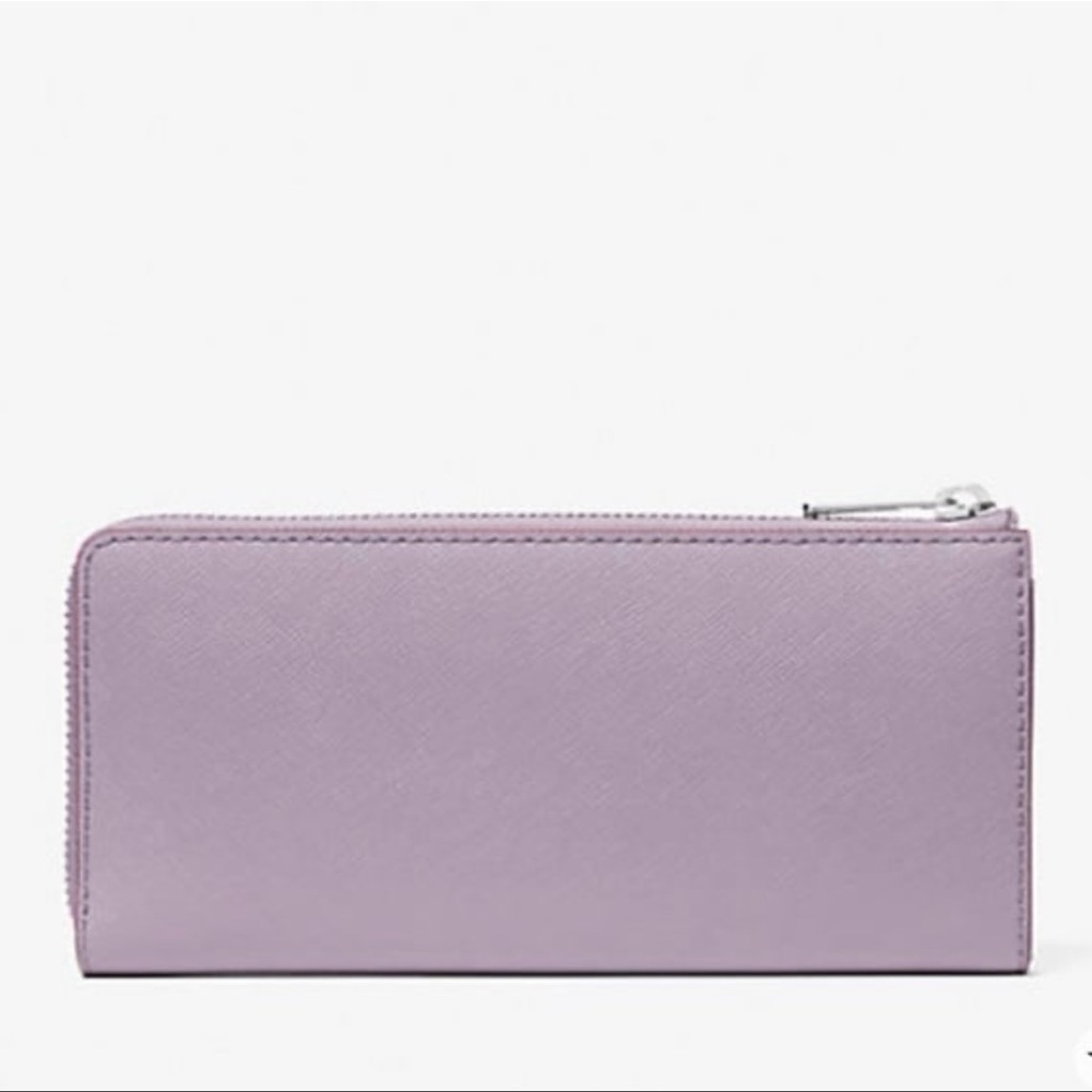 MICHAEL KORS Jet Set Travel Lg Saffiano Leather Quarter-Zip Wallet
Lt Quartz
NWT - Picture 4 of 16